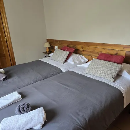 Hostal Rural Cal Xic Saldes-2